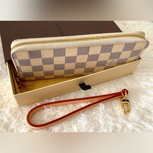 Louis Vuitton Damier Azur Clemence Long Zippy Wallet